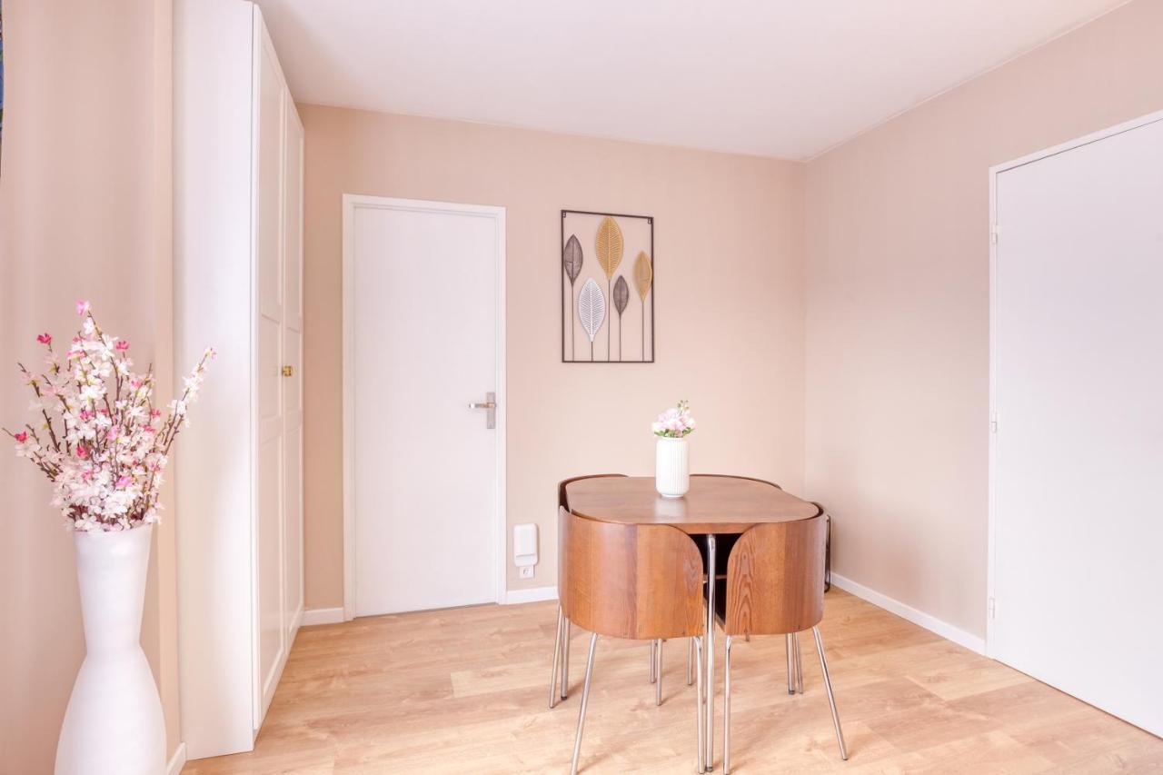 Studio Hotel - Lit King Size - Parking - Wifi - Proche Cdg Livry-Gargan Exterior foto