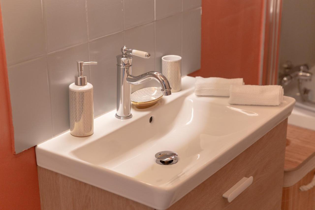 Studio Hotel - Lit King Size - Parking - Wifi - Proche Cdg Livry-Gargan Exterior foto