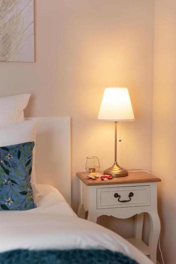 Studio Hotel - Lit King Size - Parking - Wifi - Proche Cdg Livry-Gargan Exterior foto